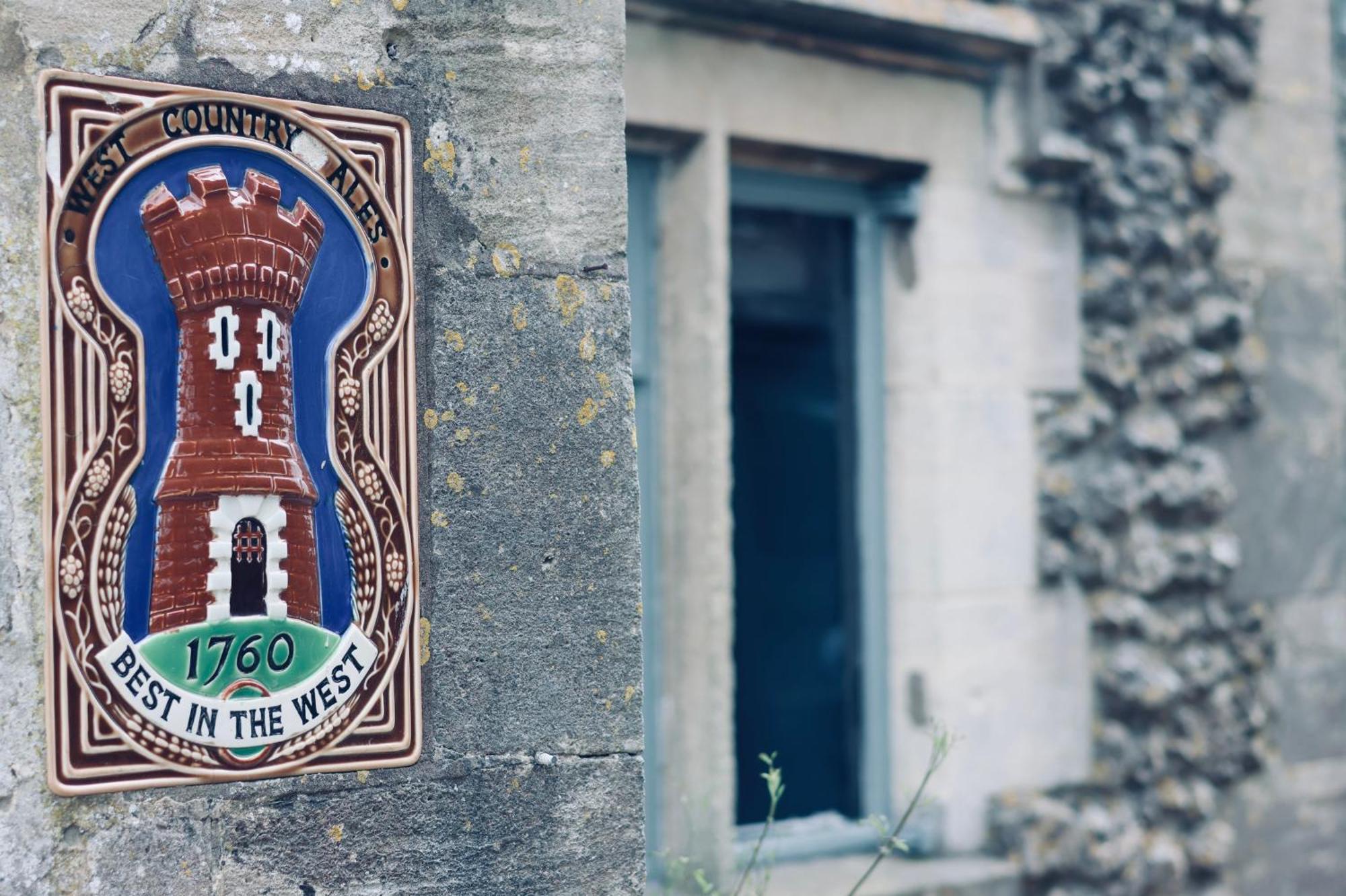 The Ragged Cot Hotel Minchinhampton Exterior photo